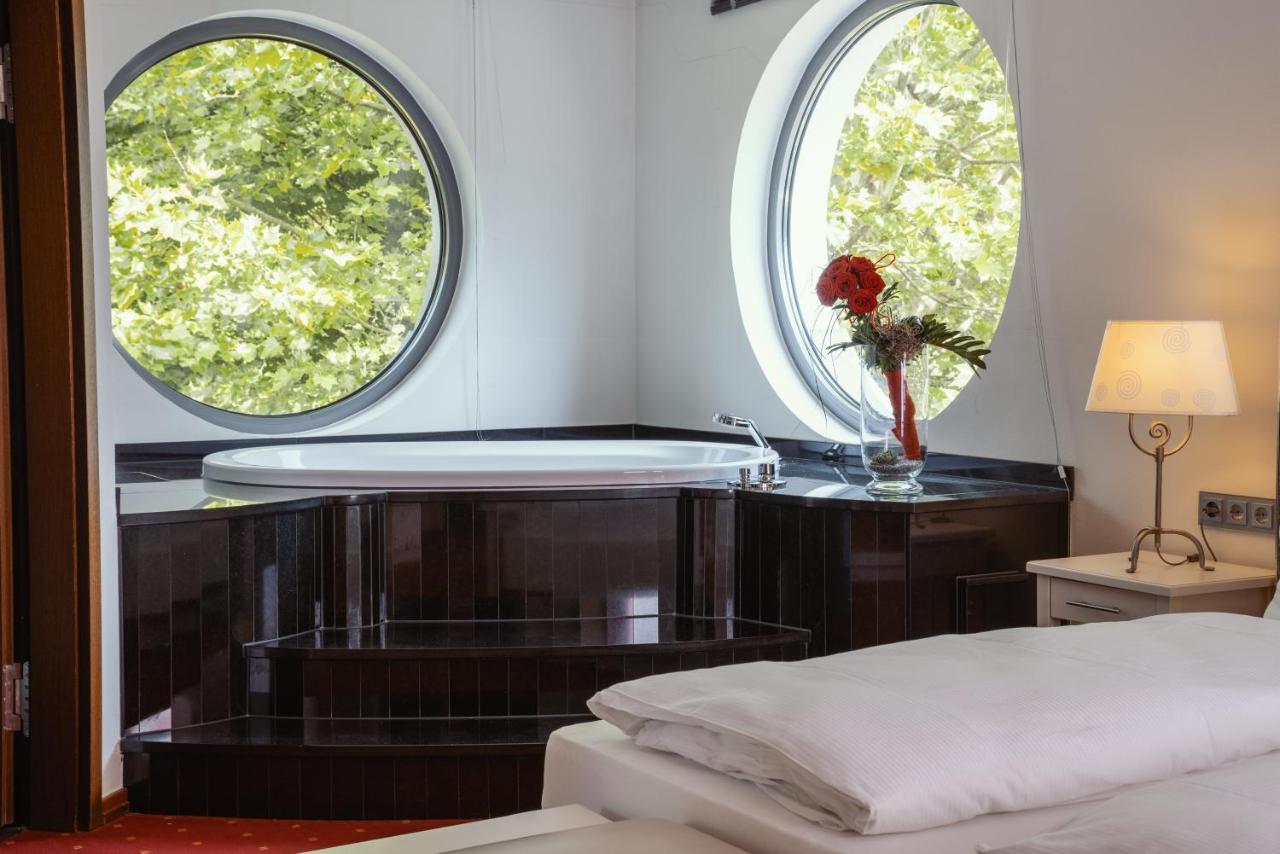 Parkhotel Volklingen エクステリア 写真